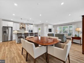 21630 Hawksbill High Circle 202, Sterling VA 20164