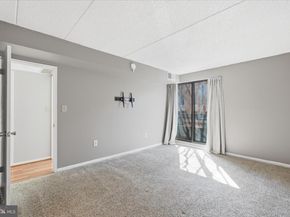 11566 Rolling Green Court 12/200A, Reston VA 20191