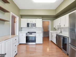 11566 Rolling Green Court 12/200A, Reston VA 20191