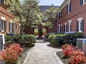 1044 N Royal Street, Alexandria VA 22314