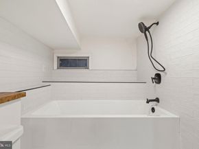 174 Lauriston Street, Philadelphia PA 19128