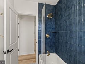174 Lauriston Street, Philadelphia PA 19128