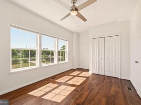 218 20TH Street NE 3, Washington DC 20002