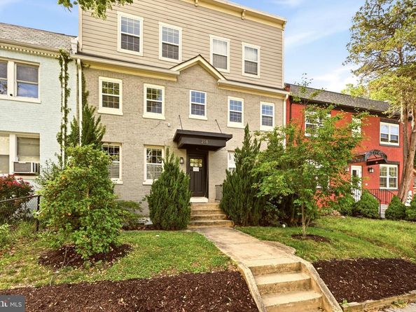 218 20TH Street NE 3, Washington DC 20002