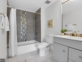 2726 Gallows Road 216, Vienna VA 22180