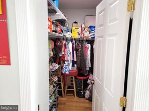 1100 Vine Street P301, Philadelphia PA 19107