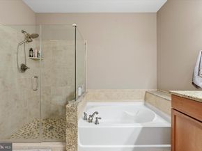 800 Admirals Way 1847, Philadelphia PA 19146