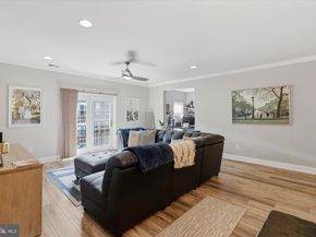 800 Admirals Way 1847, Philadelphia PA 19146