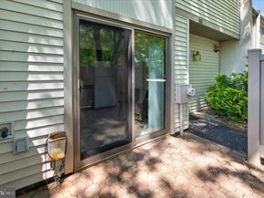 15 Twin Brooks Drive, Willow Grove PA 19090