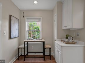 922 S Saint Asaph Street, Alexandria VA 22314