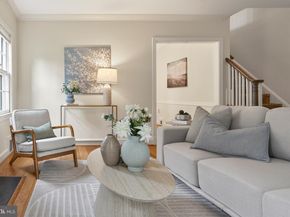 922 S Saint Asaph Street, Alexandria VA 22314