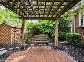 922 S Saint Asaph Street, Alexandria VA 22314