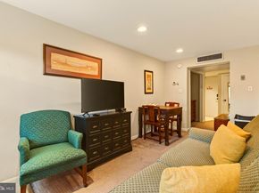 11 2nd Street NE 108, Washington DC 20002