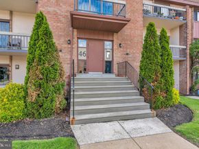 46202 Delaire Landing Road 202, Philadelphia PA 19114