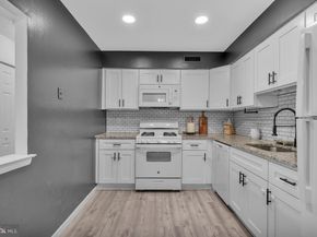 46202 Delaire Landing Road 202, Philadelphia PA 19114