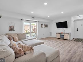 46202 Delaire Landing Road 202, Philadelphia PA 19114