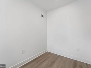 5540 W Oxford Street, Philadelphia PA 19131