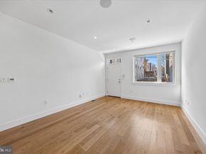 405 Greenwich Street, Philadelphia PA 19147