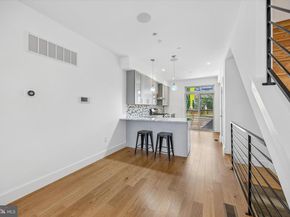 405 Greenwich Street, Philadelphia PA 19147