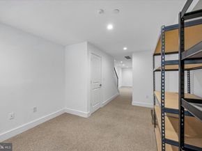 405 Greenwich Street, Philadelphia PA 19147