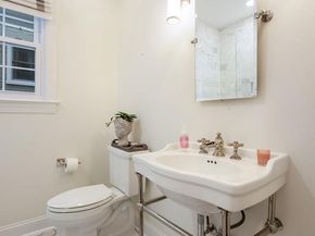 222 E Oxford Avenue, Alexandria VA 22301