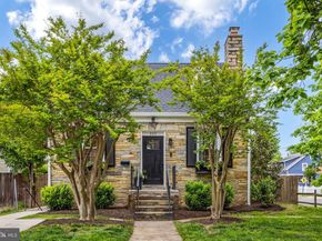 222 E Oxford Avenue, Alexandria VA 22301