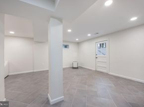 222 E Oxford Avenue, Alexandria VA 22301
