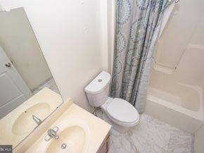 635 Dupont Street S, Philadelphia PA 19128