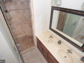 635 Dupont Street S, Philadelphia PA 19128