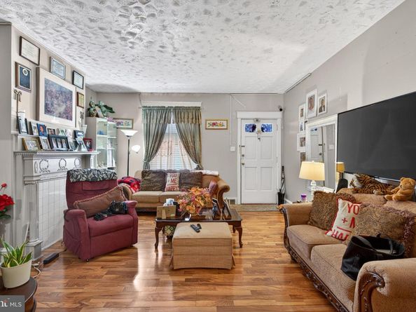 335 S 6TH Street, Darby PA 19023
