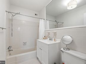 49 Skyhill Road 204, Alexandria VA 22314