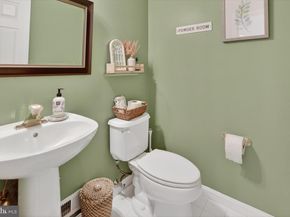 7 Cherry Court, Lafayette Hill PA 19444