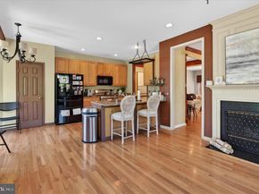 7 Cherry Court, Lafayette Hill PA 19444