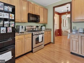 7 Cherry Court, Lafayette Hill PA 19444