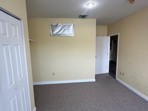 1100 Vine Street 404, Philadelphia PA 19107