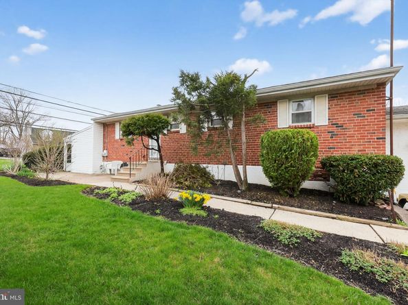 600 Clay Drive, Conshohocken PA 19428
