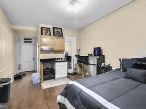 1324 Locust Street 420, Philadelphia PA 19107