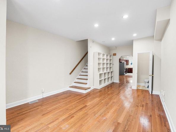 1538 Tasker Street, Philadelphia PA 19145