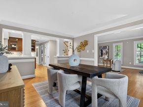 1854 Abbotsford Drive, Vienna VA 22182