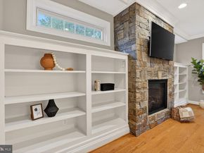 1854 Abbotsford Drive, Vienna VA 22182