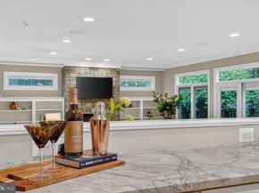 1854 Abbotsford Drive, Vienna VA 22182