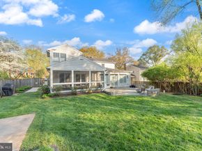 1854 Abbotsford Drive, Vienna VA 22182