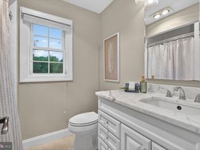 1854 Abbotsford Drive, Vienna VA 22182
