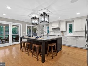 1854 Abbotsford Drive, Vienna VA 22182