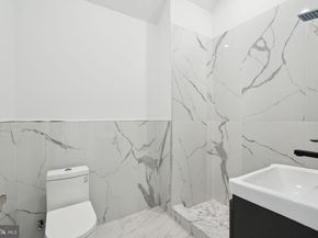 5164 Ridge Avenue, Philadelphia PA 19128