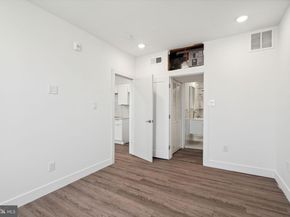 5164 Ridge Avenue, Philadelphia PA 19128