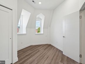 5164 Ridge Avenue, Philadelphia PA 19128