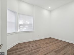 5164 Ridge Avenue, Philadelphia PA 19128