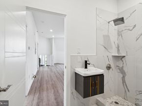5164 Ridge Avenue, Philadelphia PA 19128