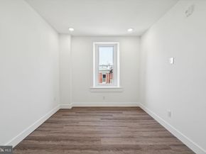 5164 Ridge Avenue, Philadelphia PA 19128